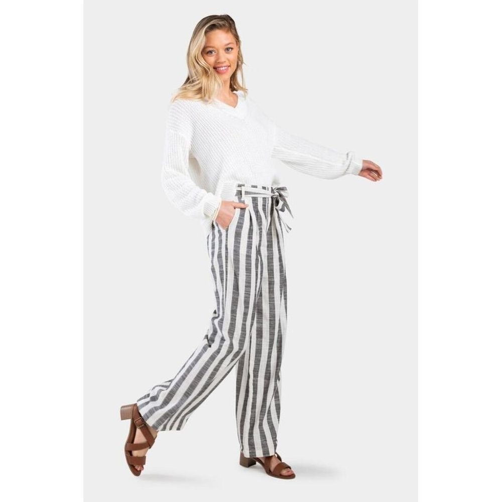 Francesca's Indigo Rising Belted Linen Pants Wide Leg - Picture 3 of 7